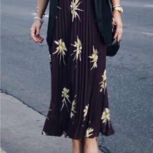 H&M Floral Pleated Skirt - Black and Yellow